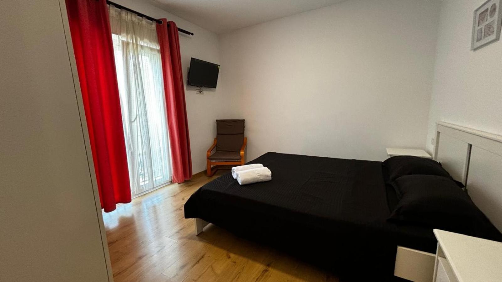 Mlr Apartment Timisoara Bagian luar foto