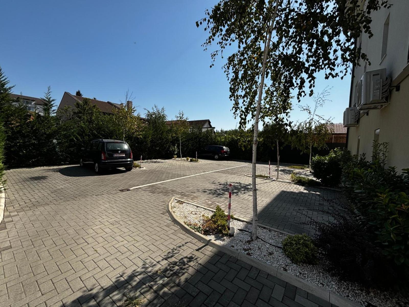 Mlr Apartment Timisoara Bagian luar foto